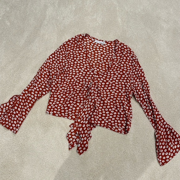 Faithfull the Brand Teguise Red Floral Print Tie-Front Top - Picture 4 of 7